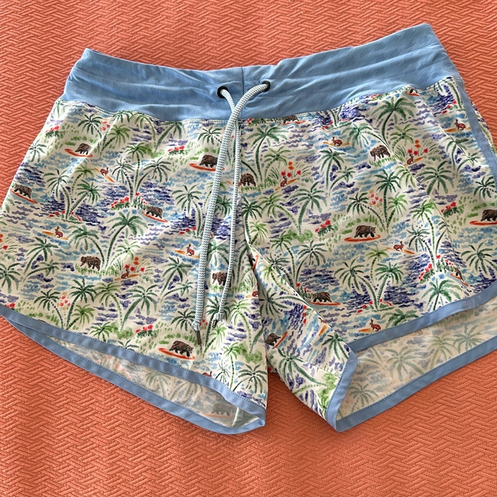 Tropical Print Women's Athletic Shorts